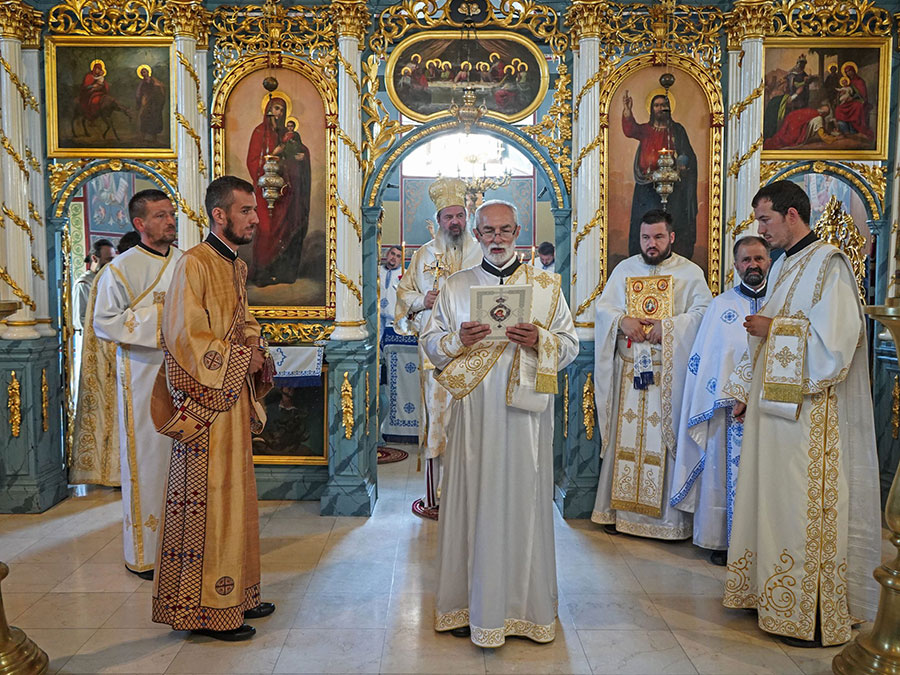Episkop Isihije u Pokrovskoj crkvi